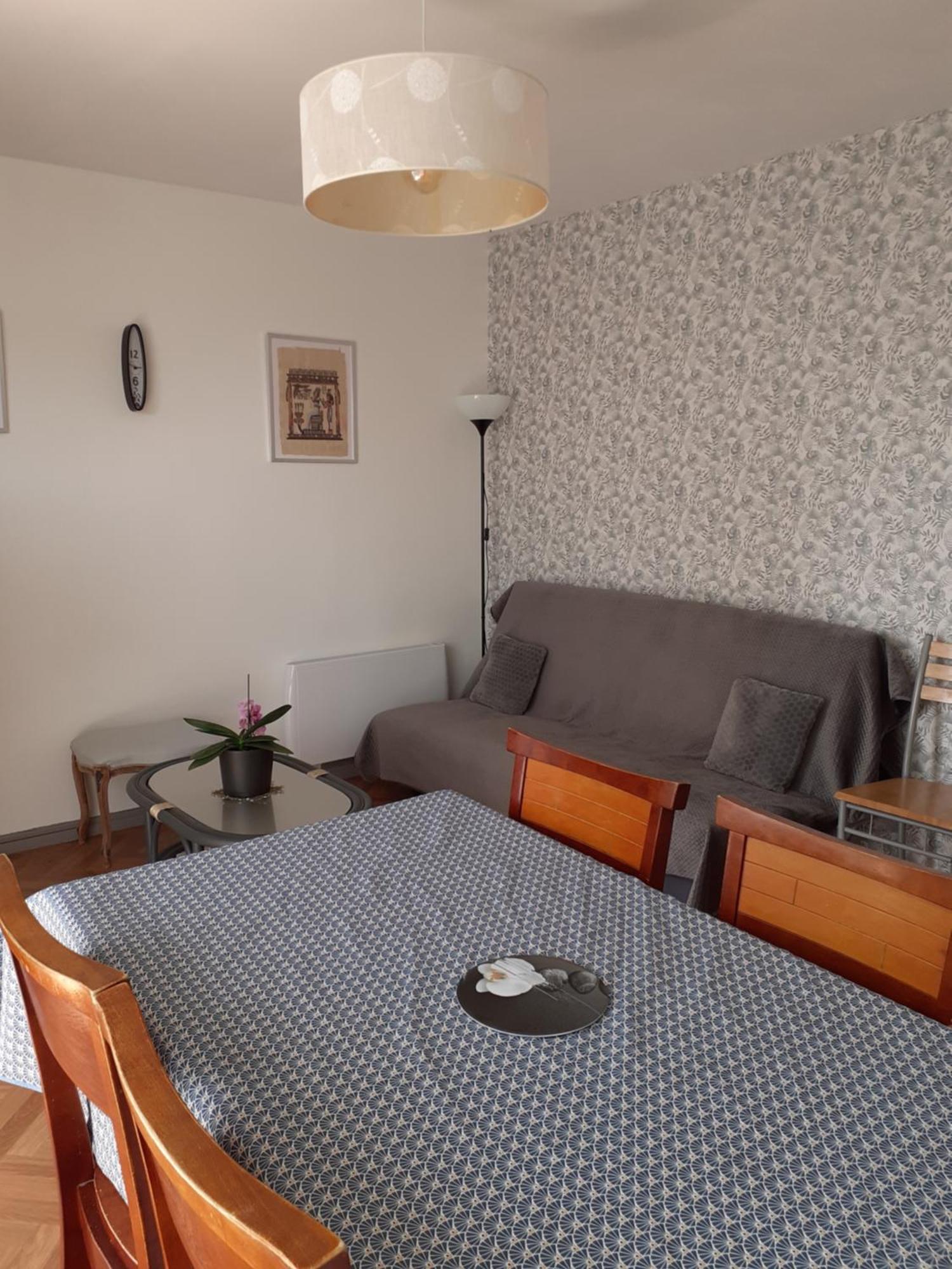 Appartement Pour Famille Amis Ou Colegue Cholet Exteriér fotografie